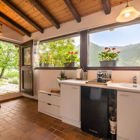 Tatil Evi Cozy Holiday In Italian Lakes Lombardy With Garden Cima